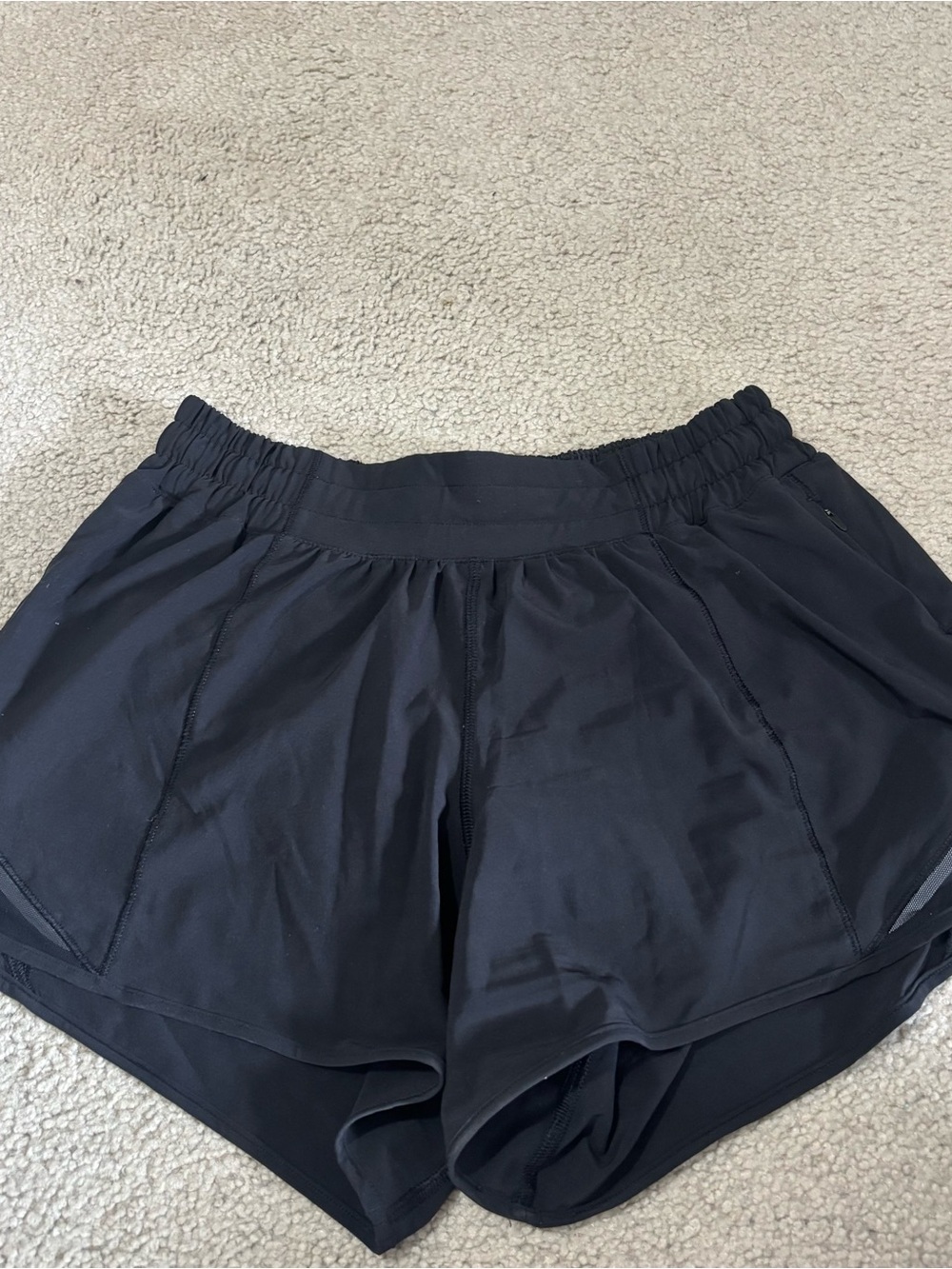 Lululemon Hotty Hot shorts 4 inch inseam / TALL